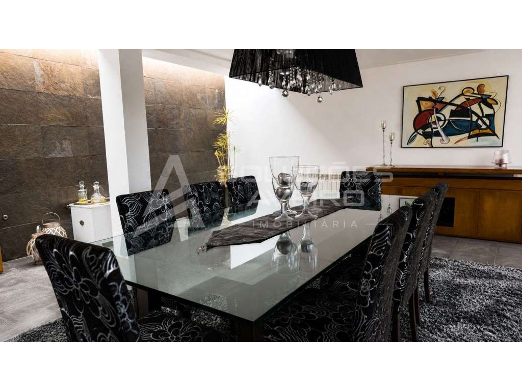 Moradia T3 de Luxo com Piscina em Águeda!-8