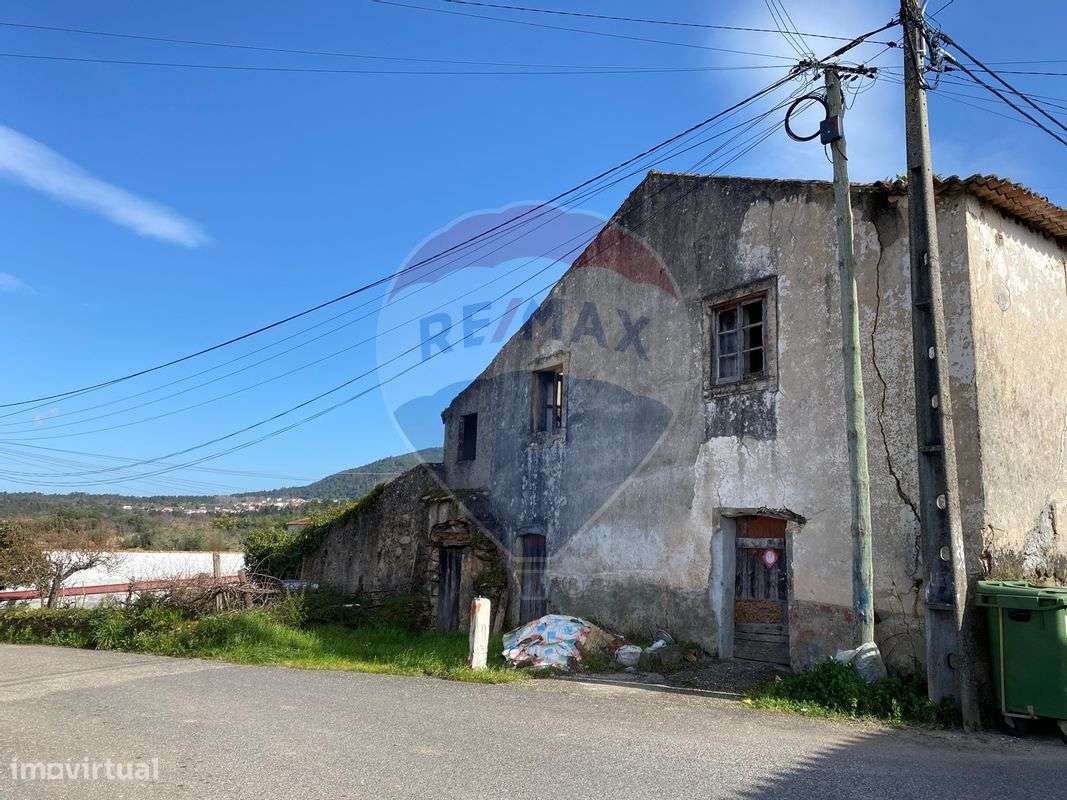 Moradia T2 para venda - Grande imagem: 1/17