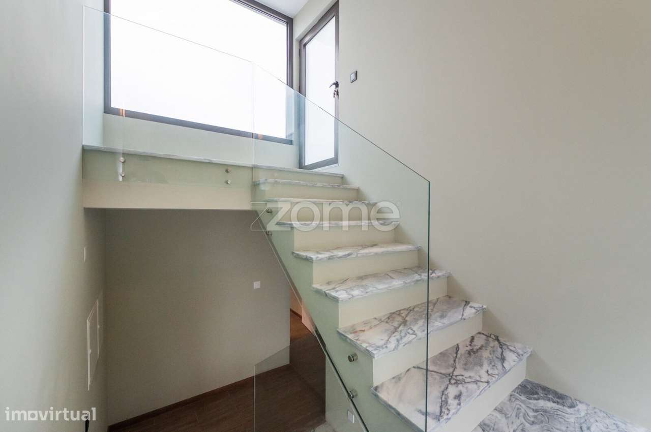 Moradia individual T3 na Amoreira (Cascais)-54