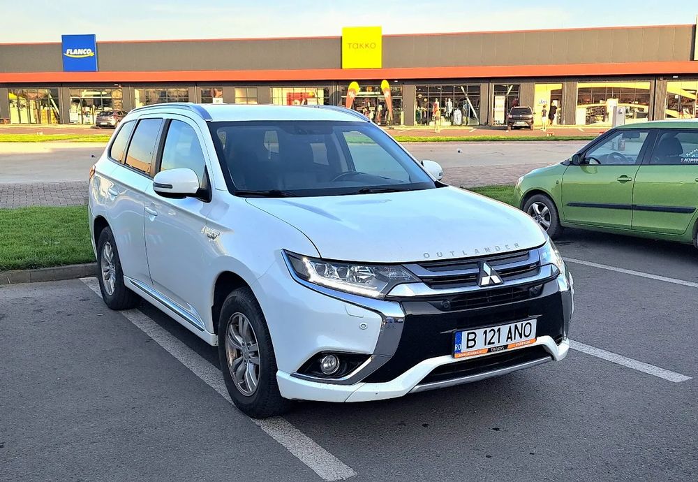 Mitsubishi Outlander III [2012 - 2021] 2.0 4WD 2017
