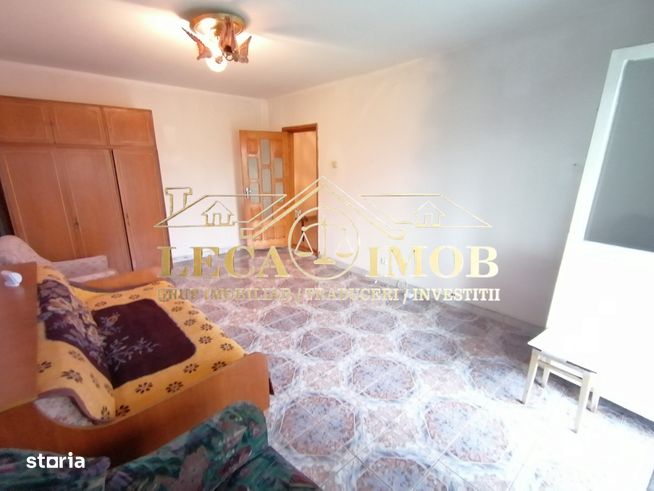 Apartament 3 camere decomandat - Orizont-4