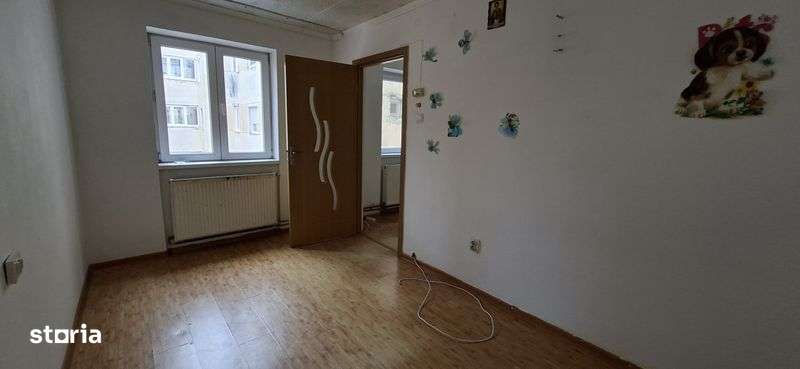 Apartament de Vânzare - Imagine principală: 4/4