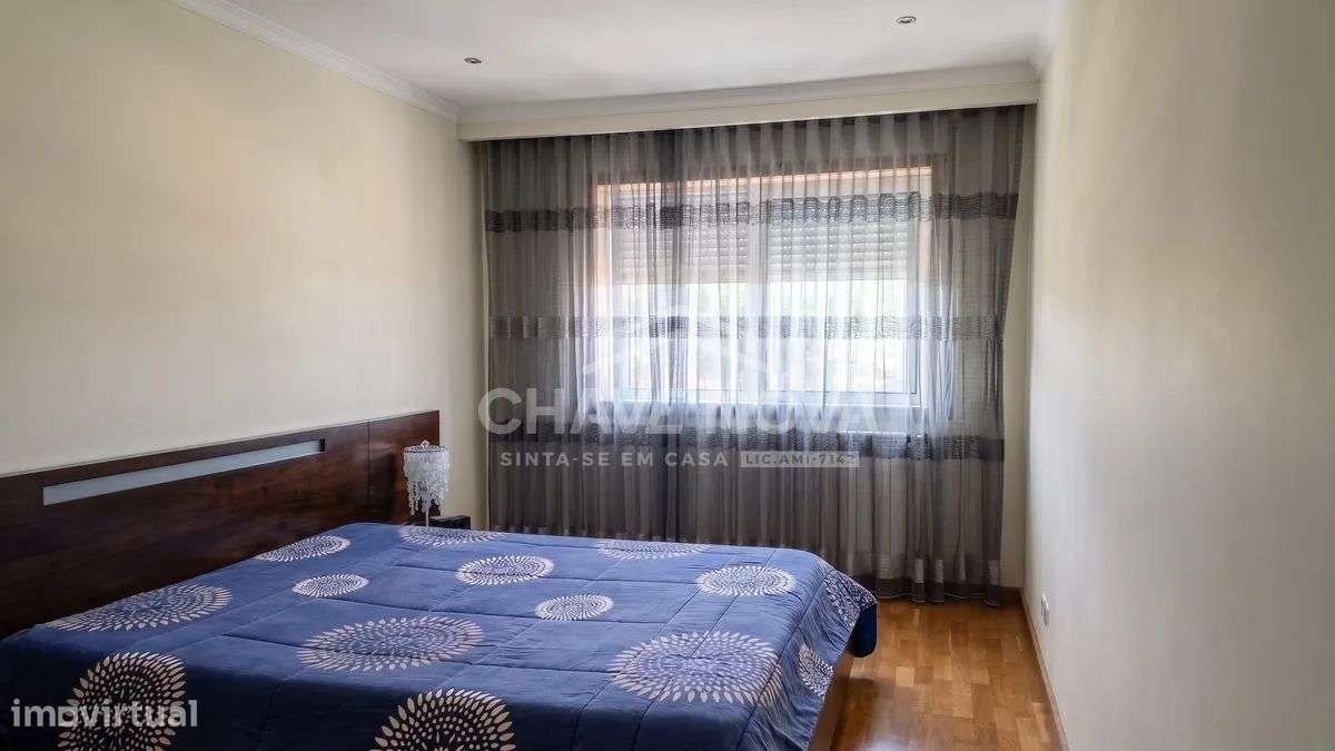 Apartamento T3 c/garagem Box em Valadares-27