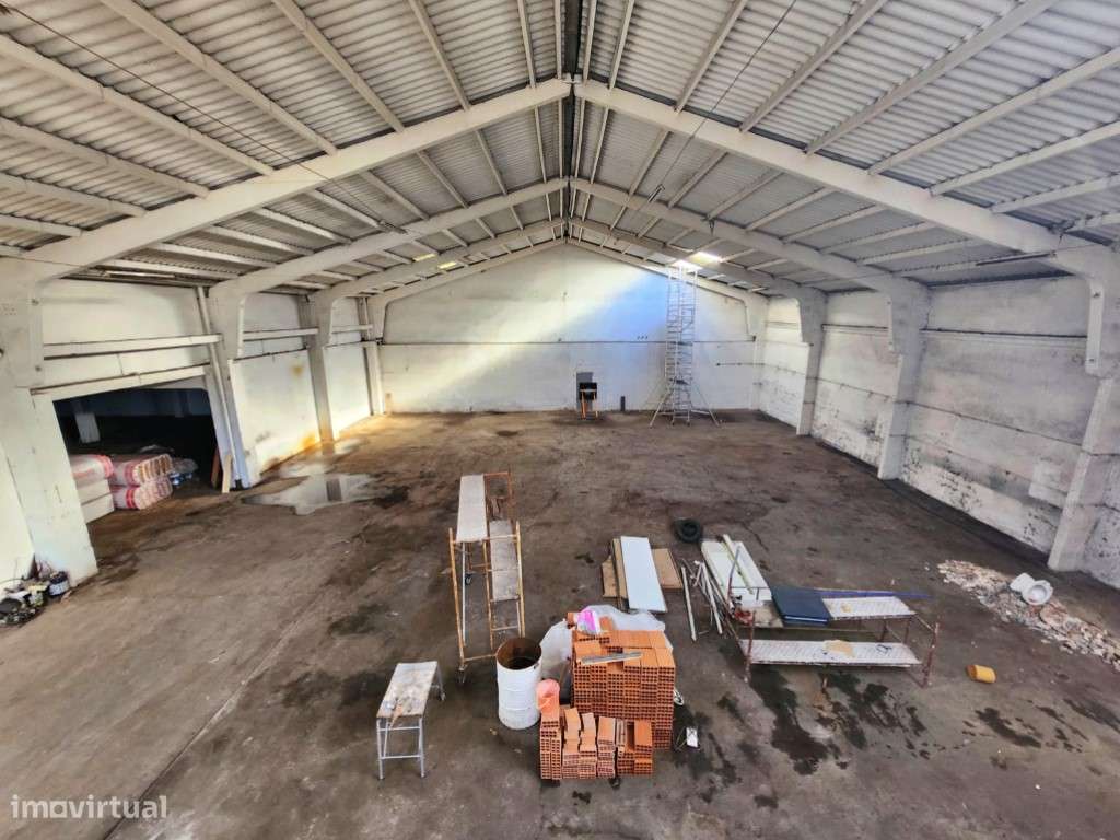 Armazém 800m2 em Maceda, Ovar - Grande imagem: 4/15