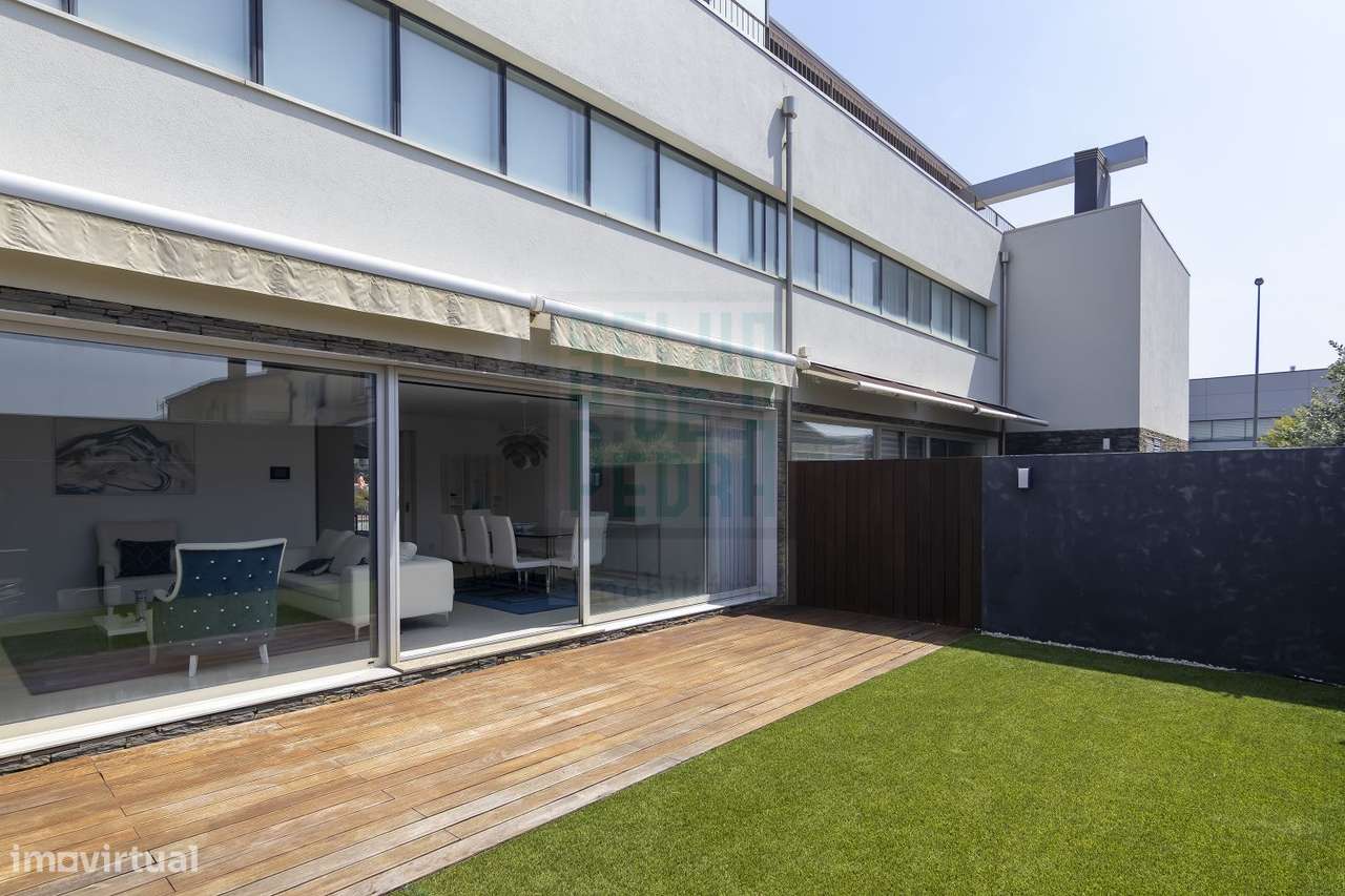 Moradia T3 de Luxo com Vista Mar | Praia da Agudela | Condomínio Fech-6