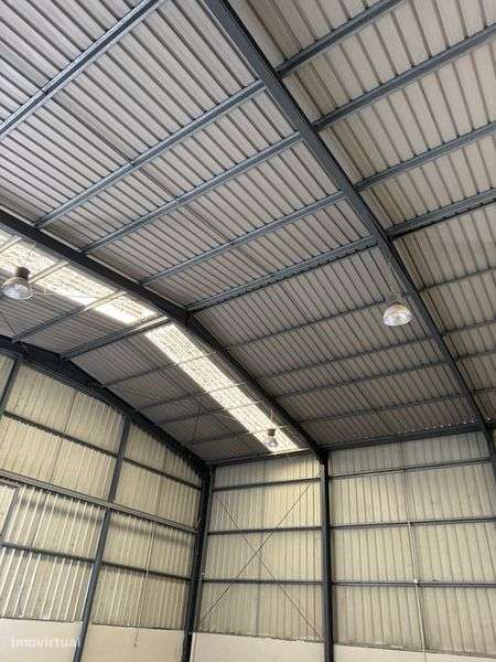 Armanzem magnifico em condominio - Grande imagem: 4/8