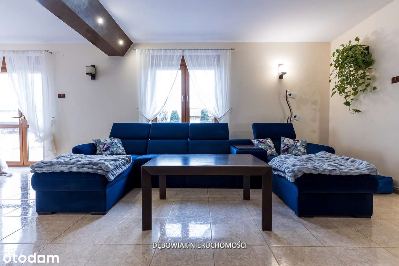 Obszerny wolnostojący dom blisko Zalewu Rydzyńskiego-1