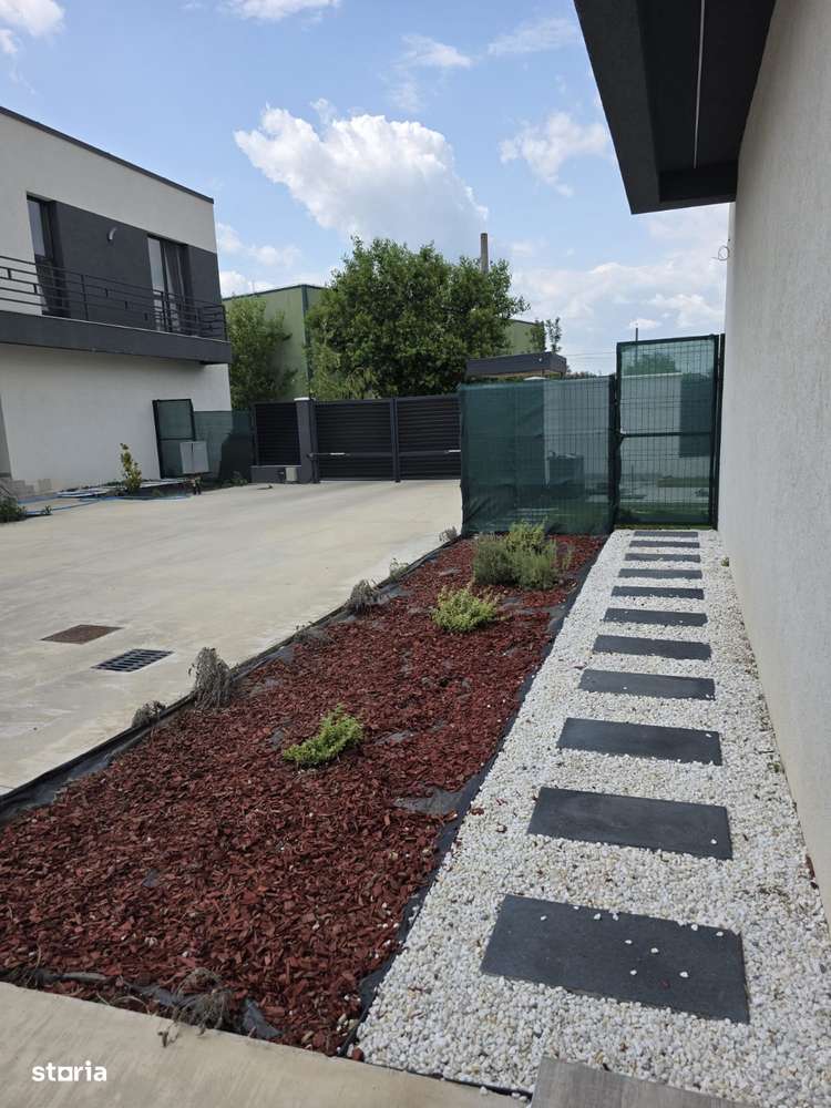 Vilă Individuală cu Piscină în Otopeni COMISION 0!-19