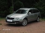 Skoda Superb 2.0 TDI Platinum Outdoor DSG - 2