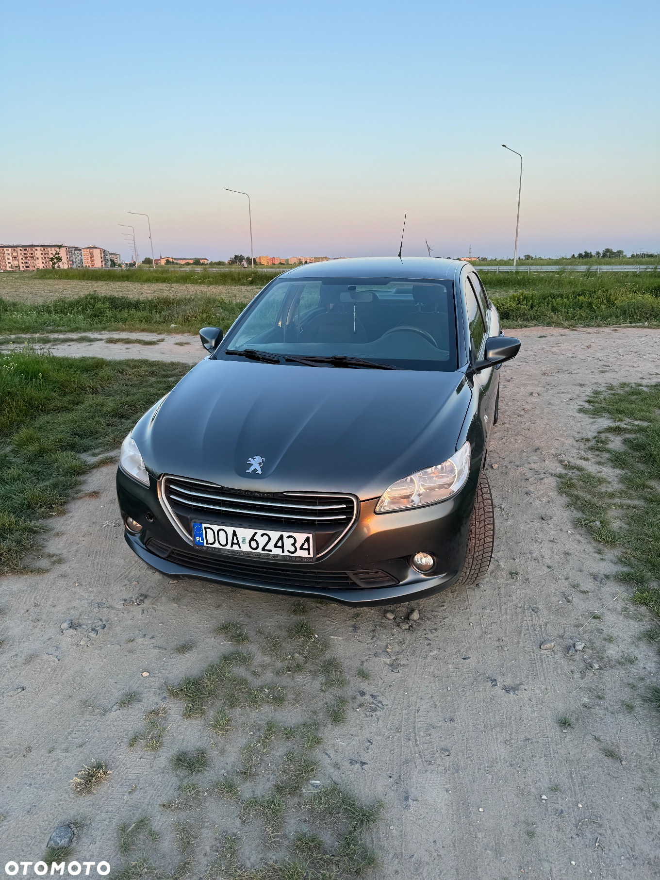 Peugeot 301 1.6 HDi Active - 2