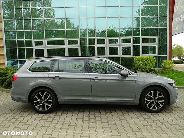 Volkswagen Passat 2.0 TSI Business DSG - 11