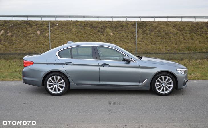 BMW Seria 5 520d Efficient Dynamics - 8