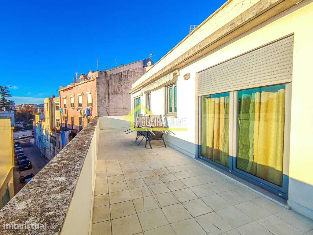 Apartamento T1+1 Venda Figueira da Foz-24