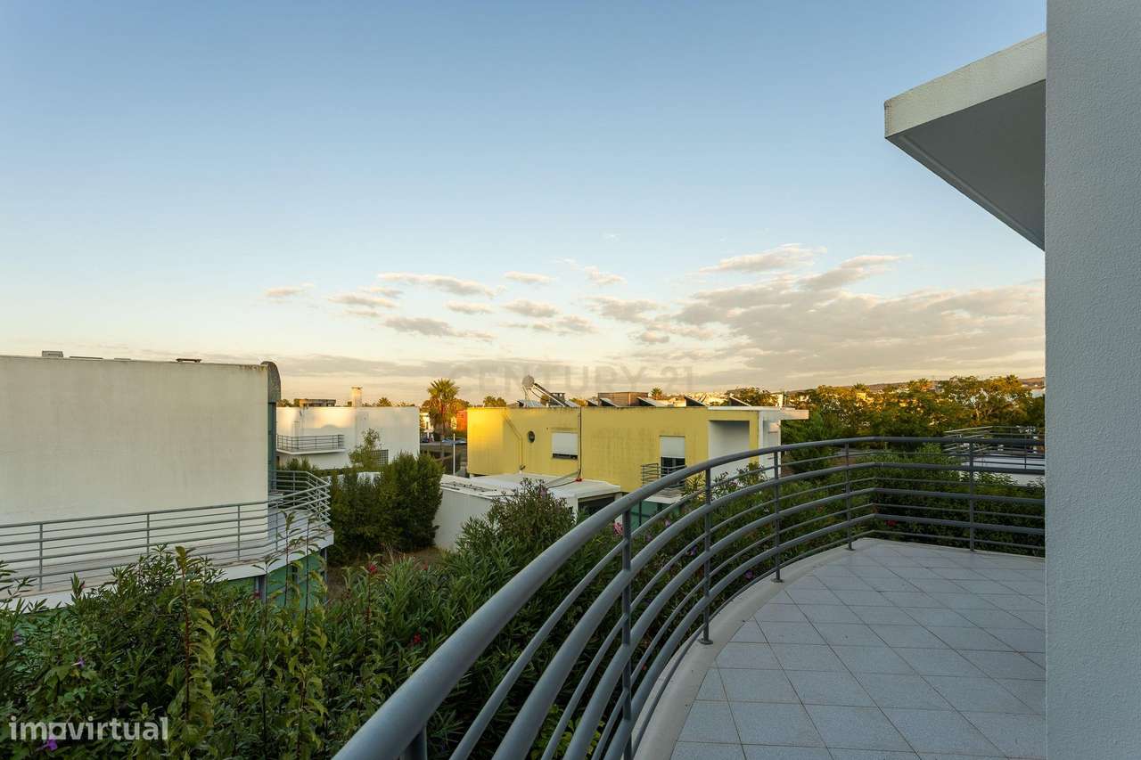 Moradia com Piscina e Jardim - Quinta do Anjo/Palmela-38