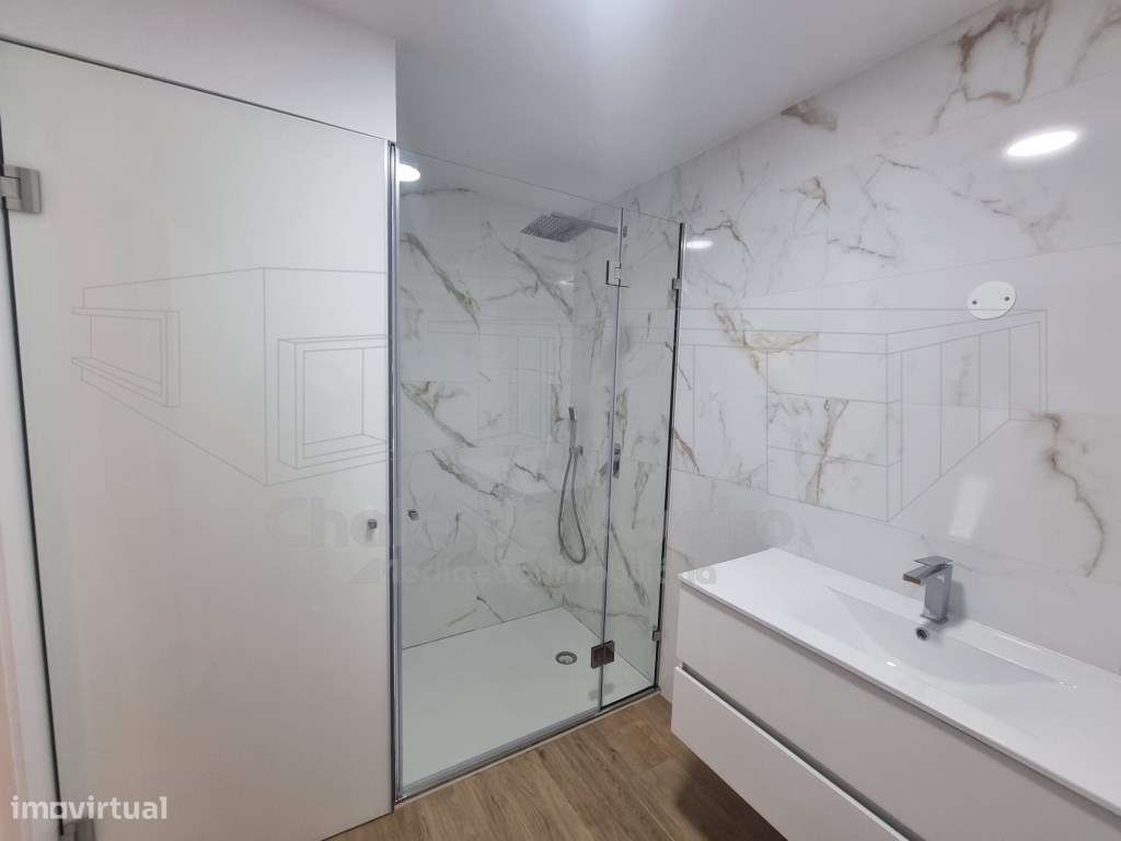 Apartamento T2 Duplex com Garagem para 2 carros e Terraço-Aveiro-7