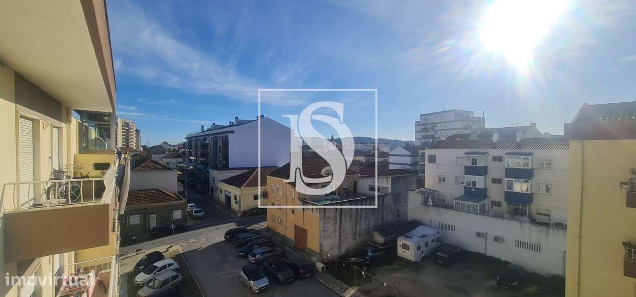 T3 com dois wc´s, duas marquises, quarto andar sem elevador, Carregado - Grande imagem: 5/30