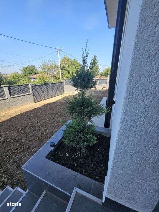 Vila eleganta tip duplex Visan-3