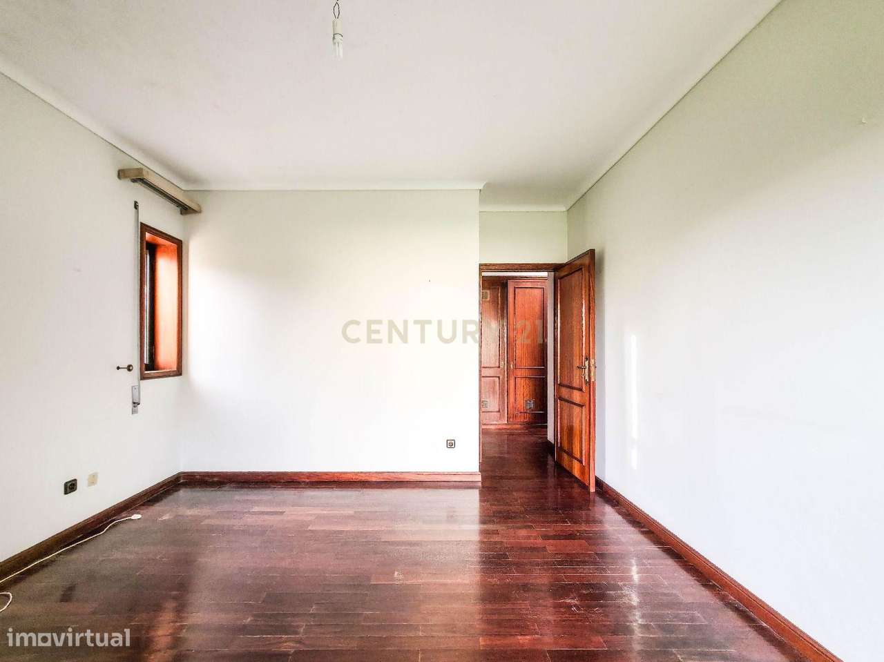 Moradia em Arcozelo — Elegância, Espaço e Proximidade ao Mar-21
