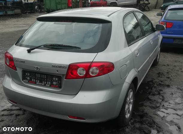 Daewoo Lacetti 2004 1,8 benz kod lakieru 92U - na części - 5