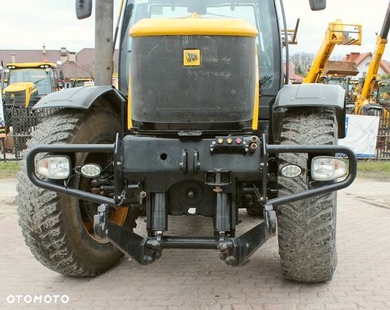 JCB 8250 - 4