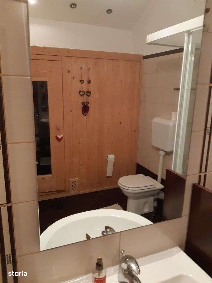 Iancu Nicolae: Vila deosebita cu 6 camere, in complex cochet - Imagine principală: 2/15