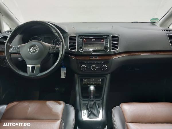 Volkswagen Sharan 2.0 TDI DSG BlueMotion Technology Highline - 12