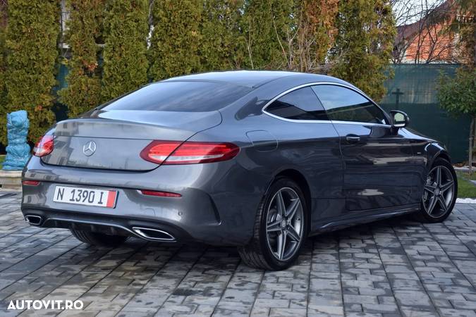 Mercedes-Benz C 220 d Coupe 9G-TRONIC AMG Line - 4