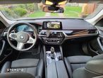 BMW Seria 5 520d Sport Line - 15