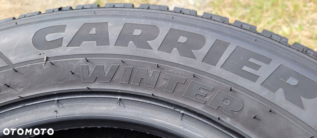 Pirelli Carrier Winter 195/70R15 104/102 R Z26A - 8