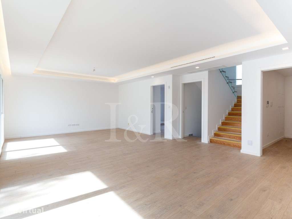 Moradia T4 com piscina e jardim em Alcabideche, Cascais - Grande imagem: 3/88