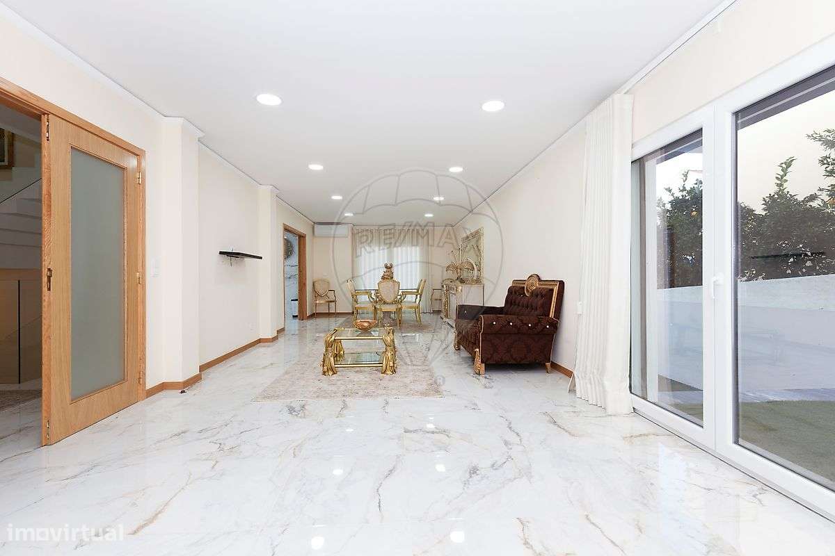 Moradia T4 para venda - Grande imagem: 4/48