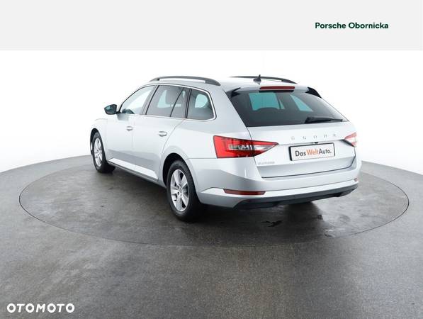 Skoda Superb 2.0 TDI SCR Ambition DSG - 3