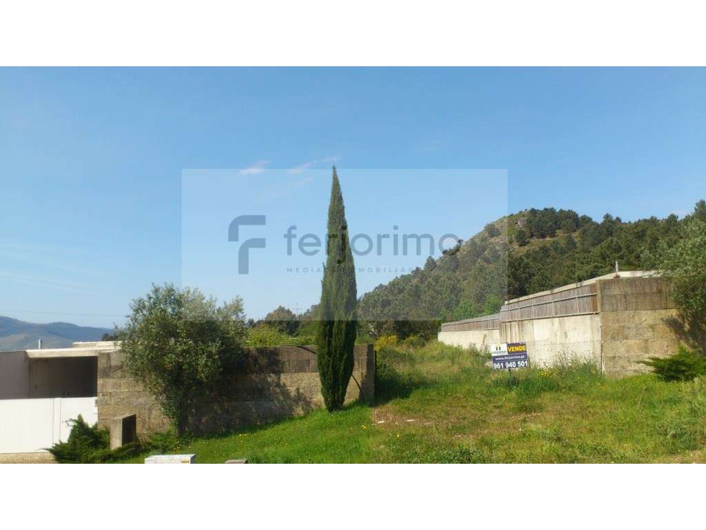 Terreno para construção de Moradia Individual de Rés-do-chão com pi... - Grande imagem: 3/50