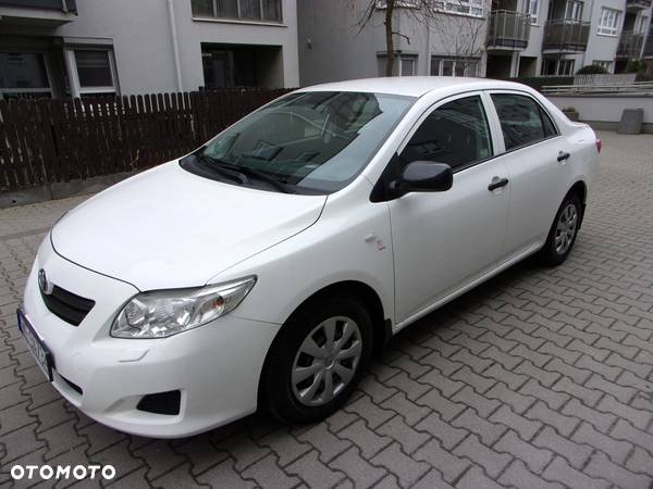 Toyota Corolla 1.4 VVT-i Luna - 2