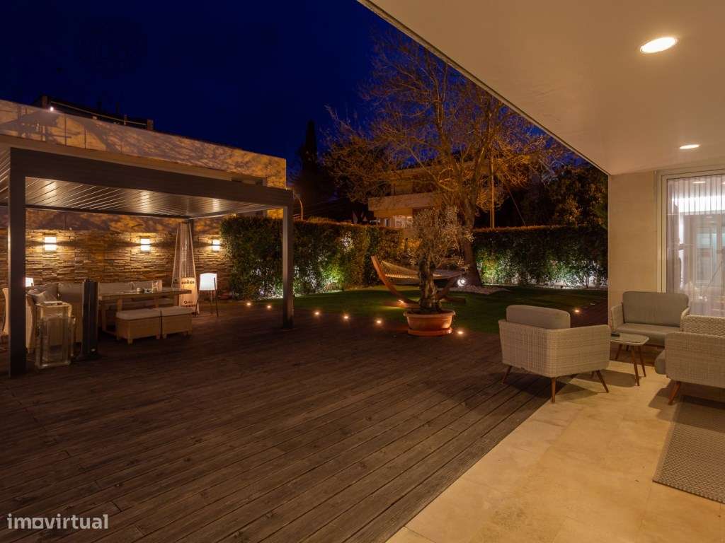 MORADIA T4 |LINHAS MODERNAS | JARDIM | LUMINOSA | PARA VIVER DENTRO... - Grande imagem: 5/40