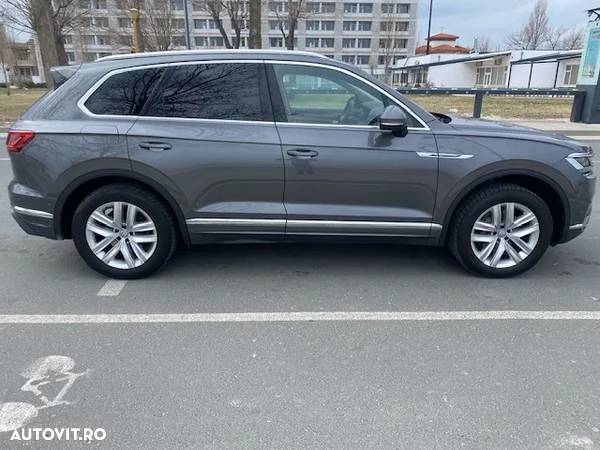 Volkswagen Touareg V6 TDI Elegance - 6