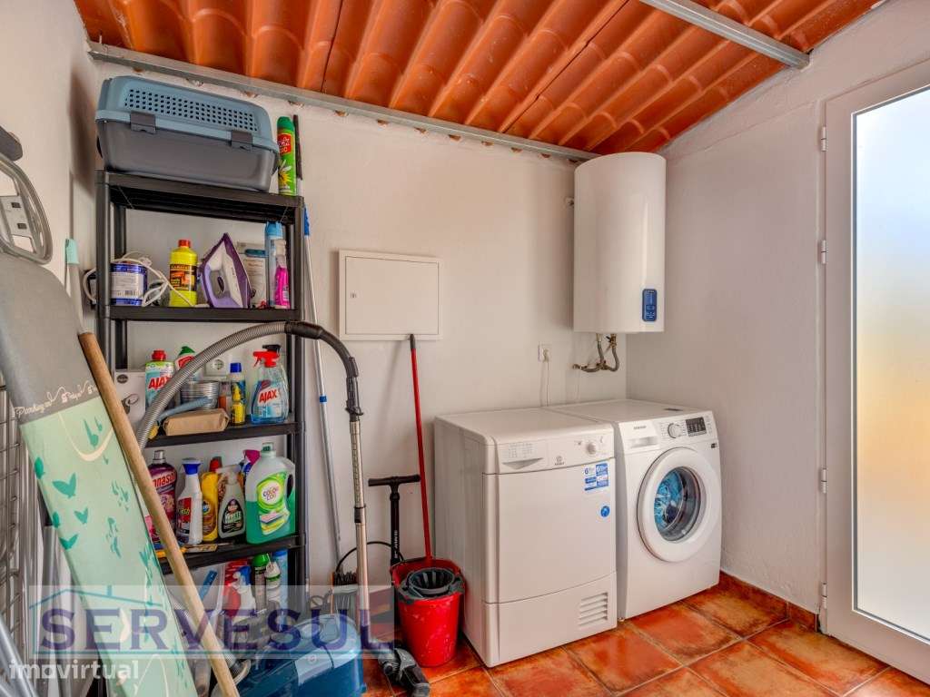 Luxuosa Moradia de luxo de 2 andares composta por 4 quartos, com um...-43