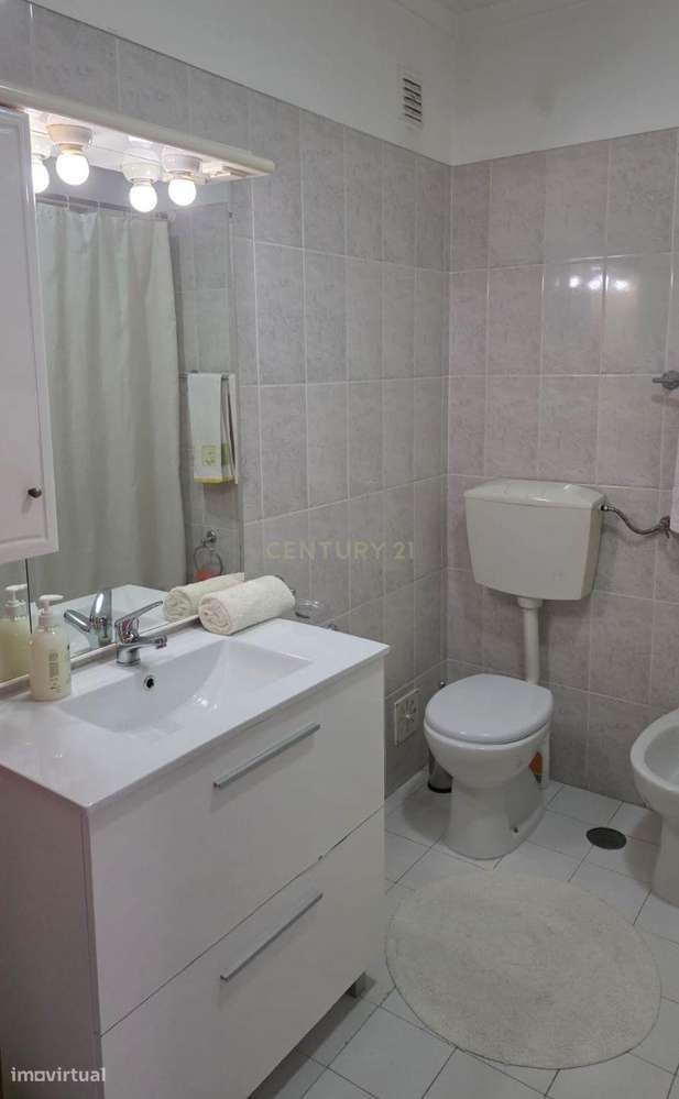 Apartamento T2 em Algueirão Mem Martins, Sintra-12