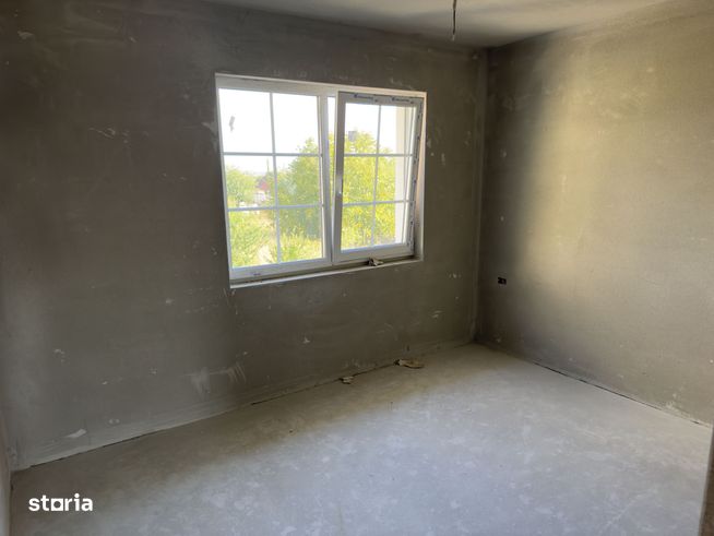 1/2 Duplex, 5 camere, 2 bai, camera tehnica, 119mp, 300mpT , Giarmata!-17