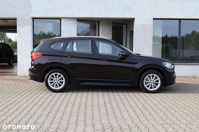 BMW X1 xDrive20i - 9