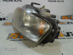 Ótica / Farol Esquerdo Audi A4 (8Ec, B7)  8E0941003aj / 0301219201 / 8 - 3