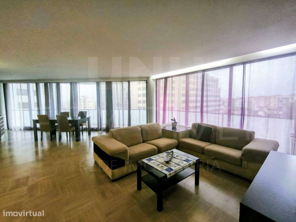 Apartamento T3 - Centro de Valença - Grande imagem: 2/16