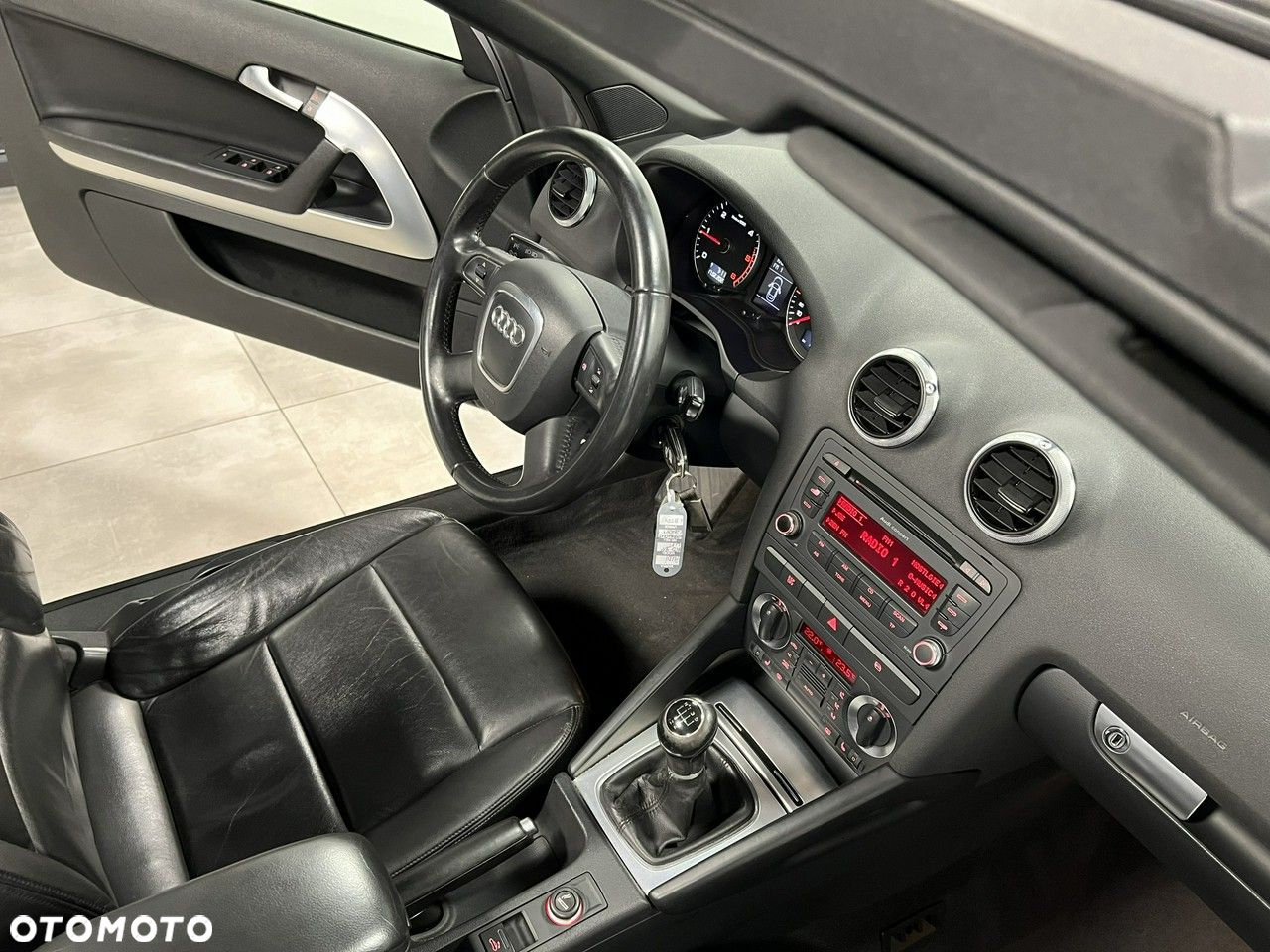 Audi A3 Cabriolet 1.9 TDI DPF Attraction - 30