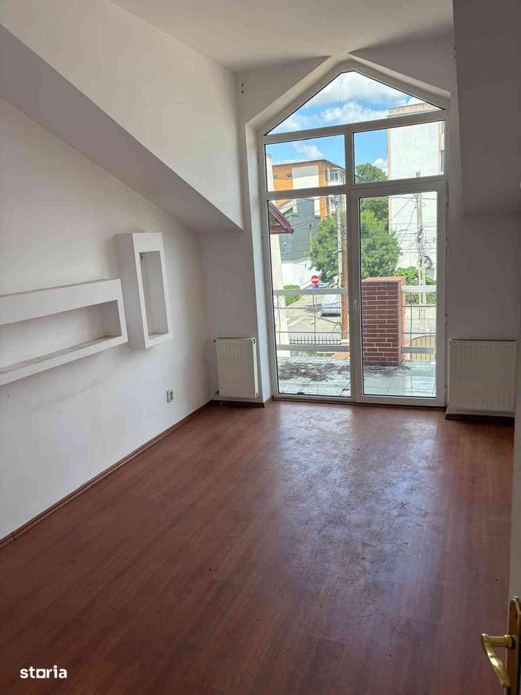 Casă de vânzare-închiriere, Str Nanter - Imagine principală: 2/14