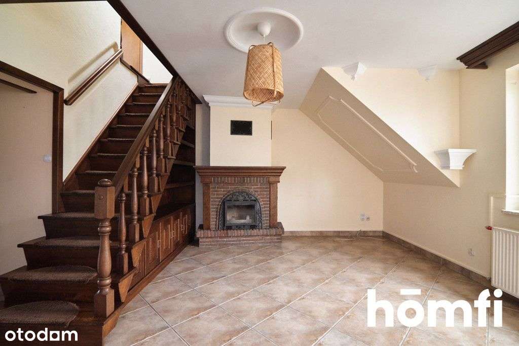 Dwupoziomowe mieszkanie z balkonem i kominkiem - Pełny obrazek: 4/20