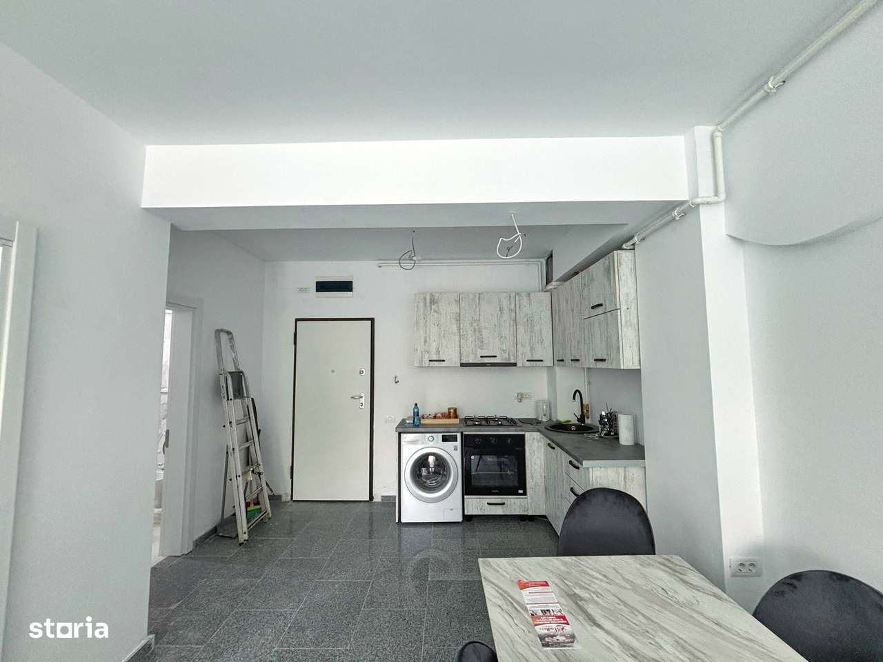 Vindem apartament in Mamaia Nord - Imagine principală: 2/8