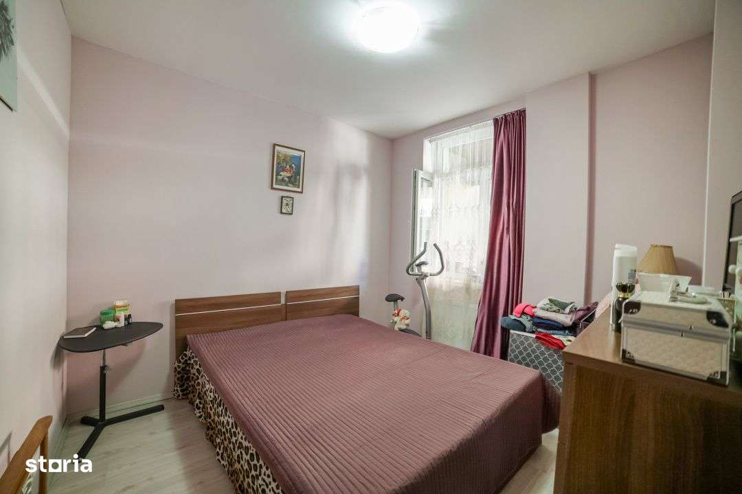 Metrou 1 Decembrie*Loc Parcare*Et 3/5*2007*Aleea Mizil-3