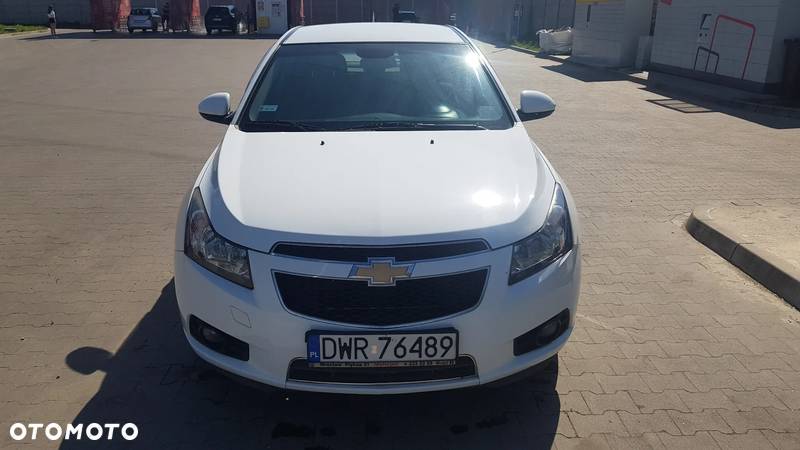 Chevrolet Cruze 1.6 LS - 11