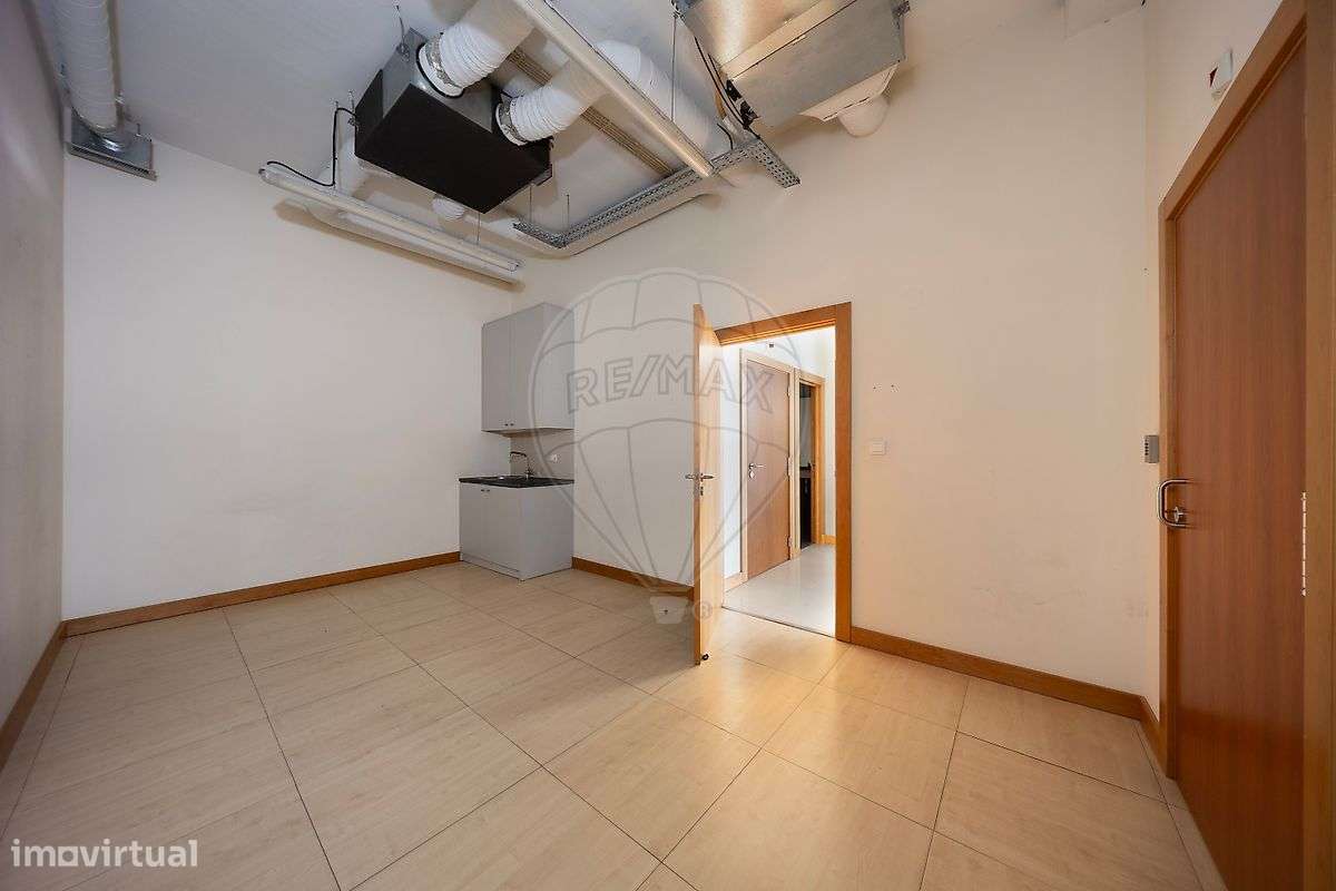 Loja  para arrendamento - Grande imagem: 5/19