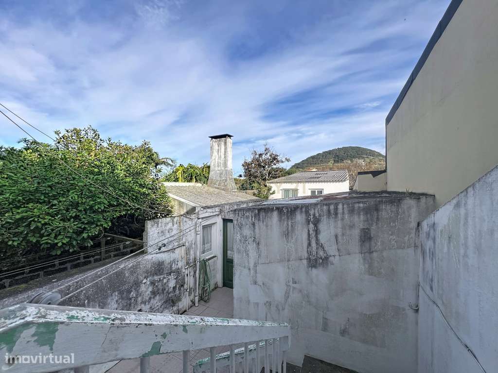 Moradia, 83 m², Ribeira Grande (Matriz)-15